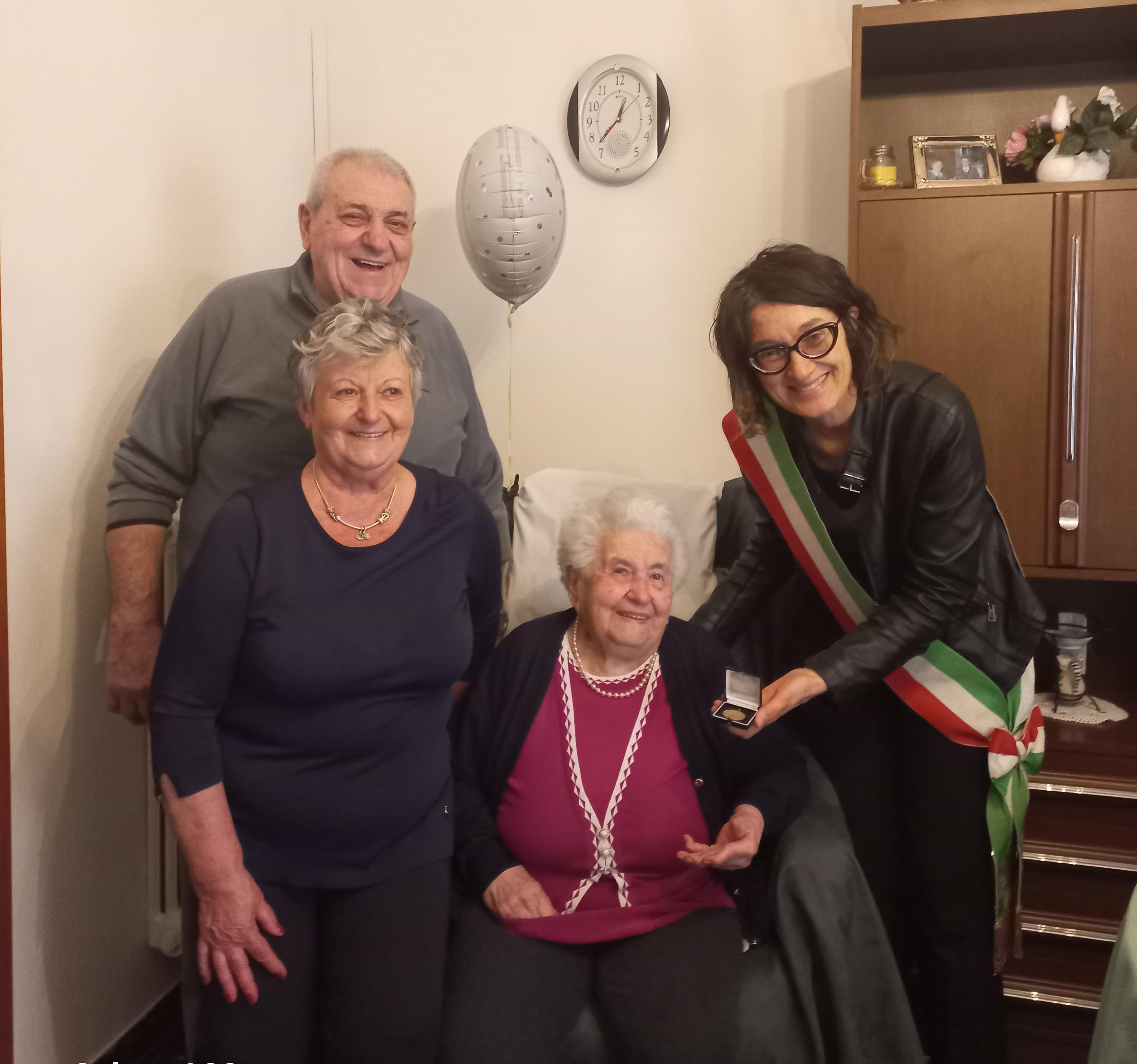 La signora centenaria Maria Fanelli